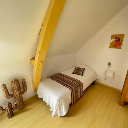 Closerie 3 Etoiles La Poire A Loup, Domaine Avec Piscine *