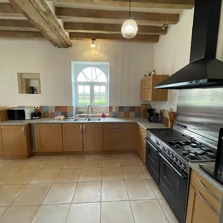 Closerie 3 Etoiles La Poire A Loup, Domaine Avec Piscine ヴィラ