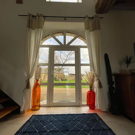 ヴィラ Closerie 3 Etoiles La Poire A Loup, Domaine Avec Piscine