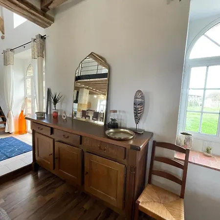 Closerie 3 Etoiles La Poire A Loup, Domaine Avec Piscine *