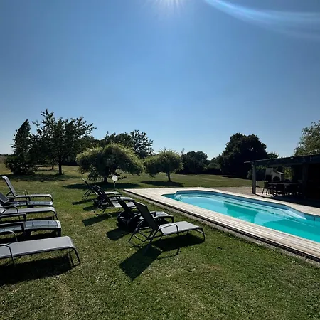 Closerie 3 Etoiles La Poire A Loup, Domaine Avec Piscine Villa