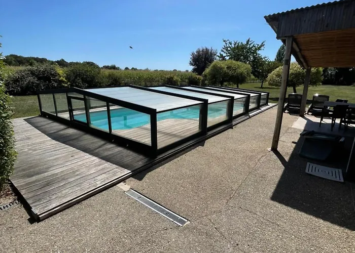 빌라 Closerie 3 Etoiles La Poire A Loup, Domaine Avec Piscine