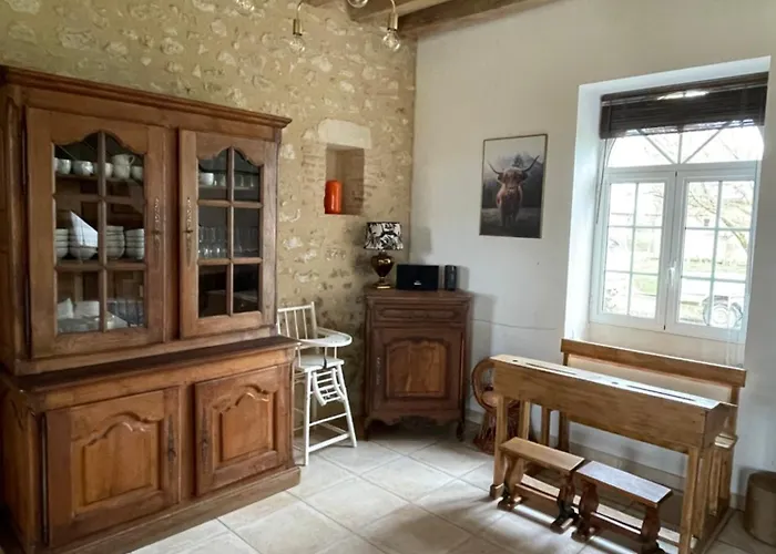 빌라 Closerie 3 Etoiles La Poire A Loup, Domaine Avec Piscine