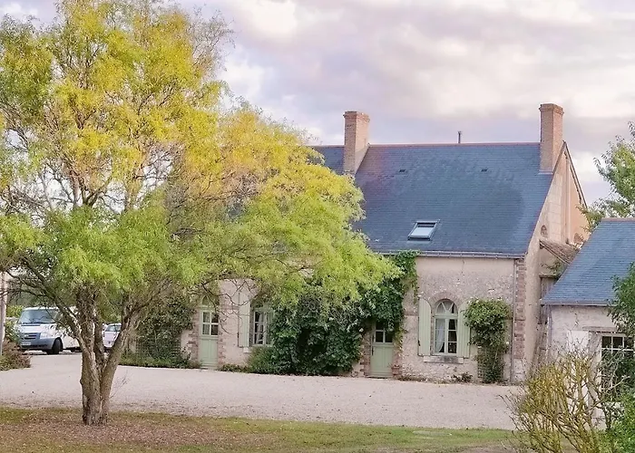 Closerie 3 Etoiles La Poire A Loup, Domaine Avec Piscine *