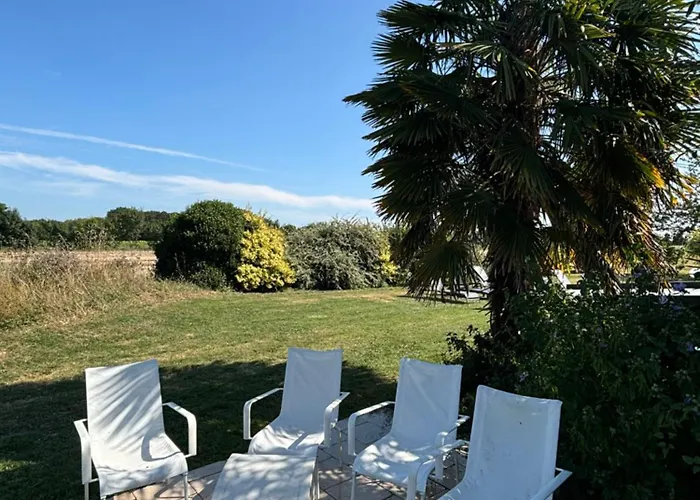 Closerie 3 Etoiles La Poire A Loup, Domaine Avec Piscine Vaulandry